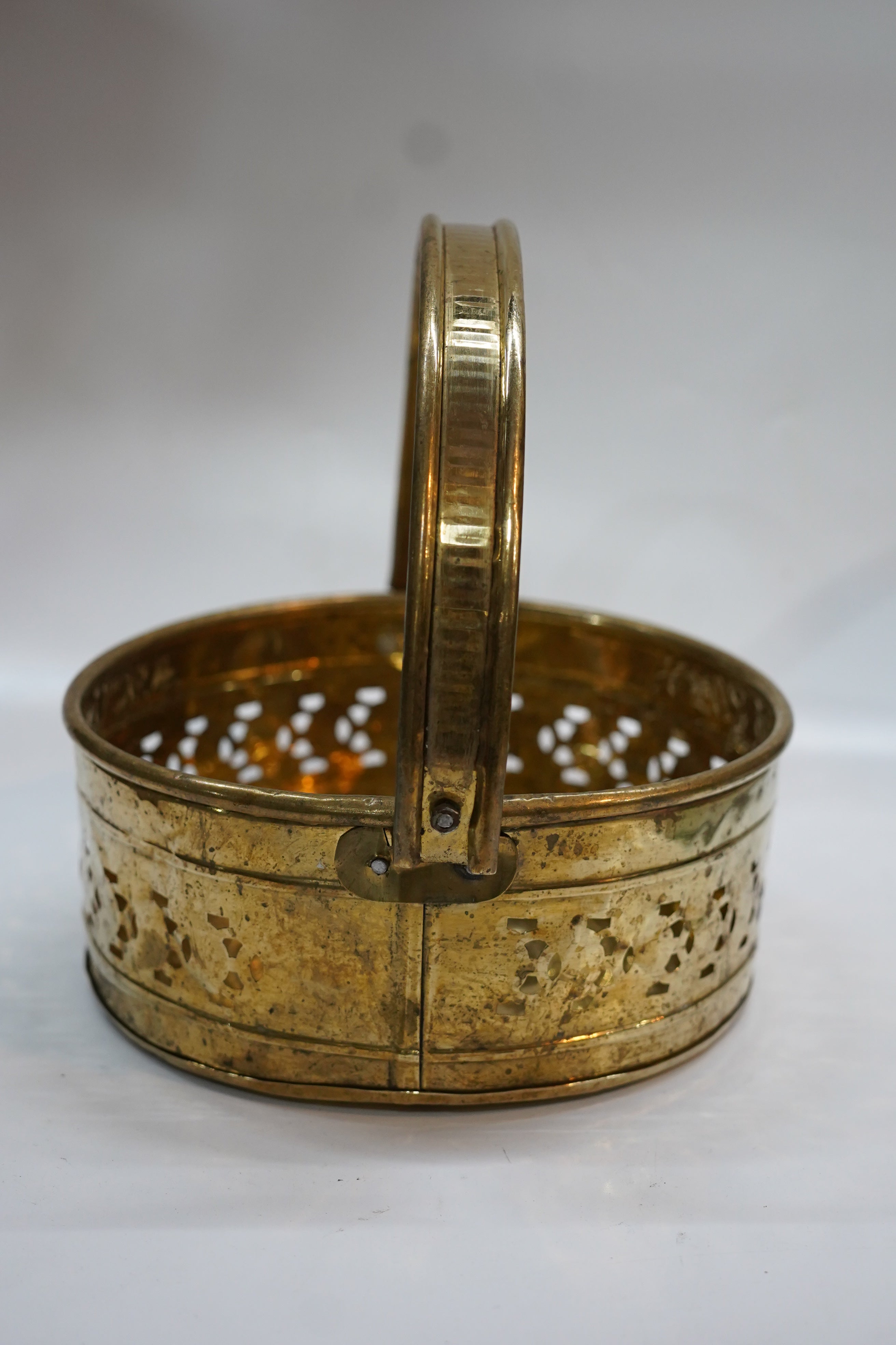Premium Round Brass Pooja Basket with Handle