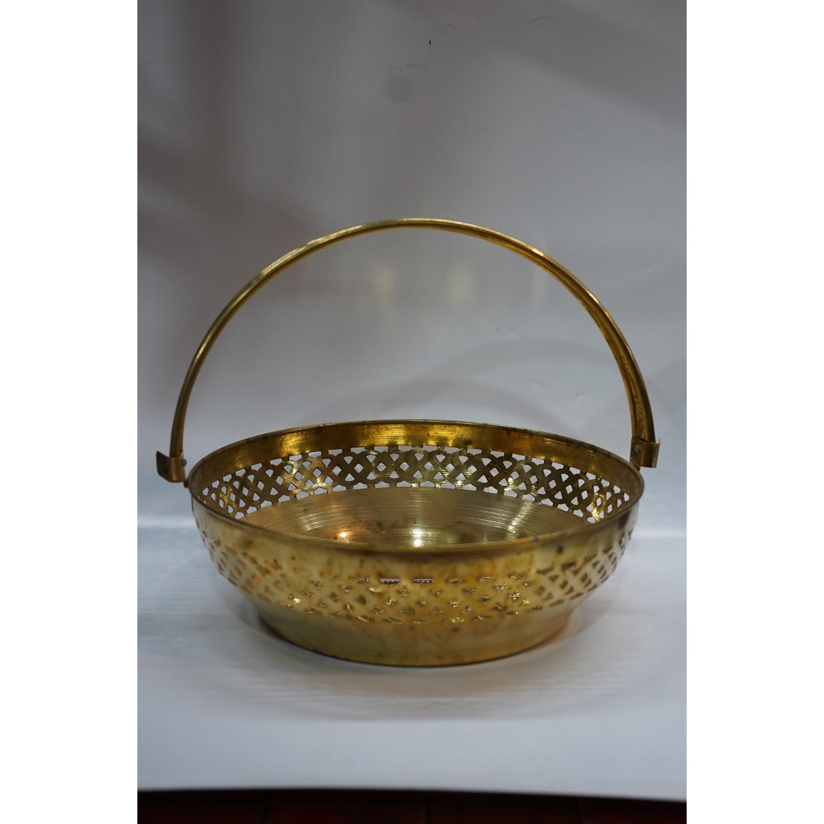 Handcrafted Brass Round Basket with Handle | Pooja & Fruit Basket