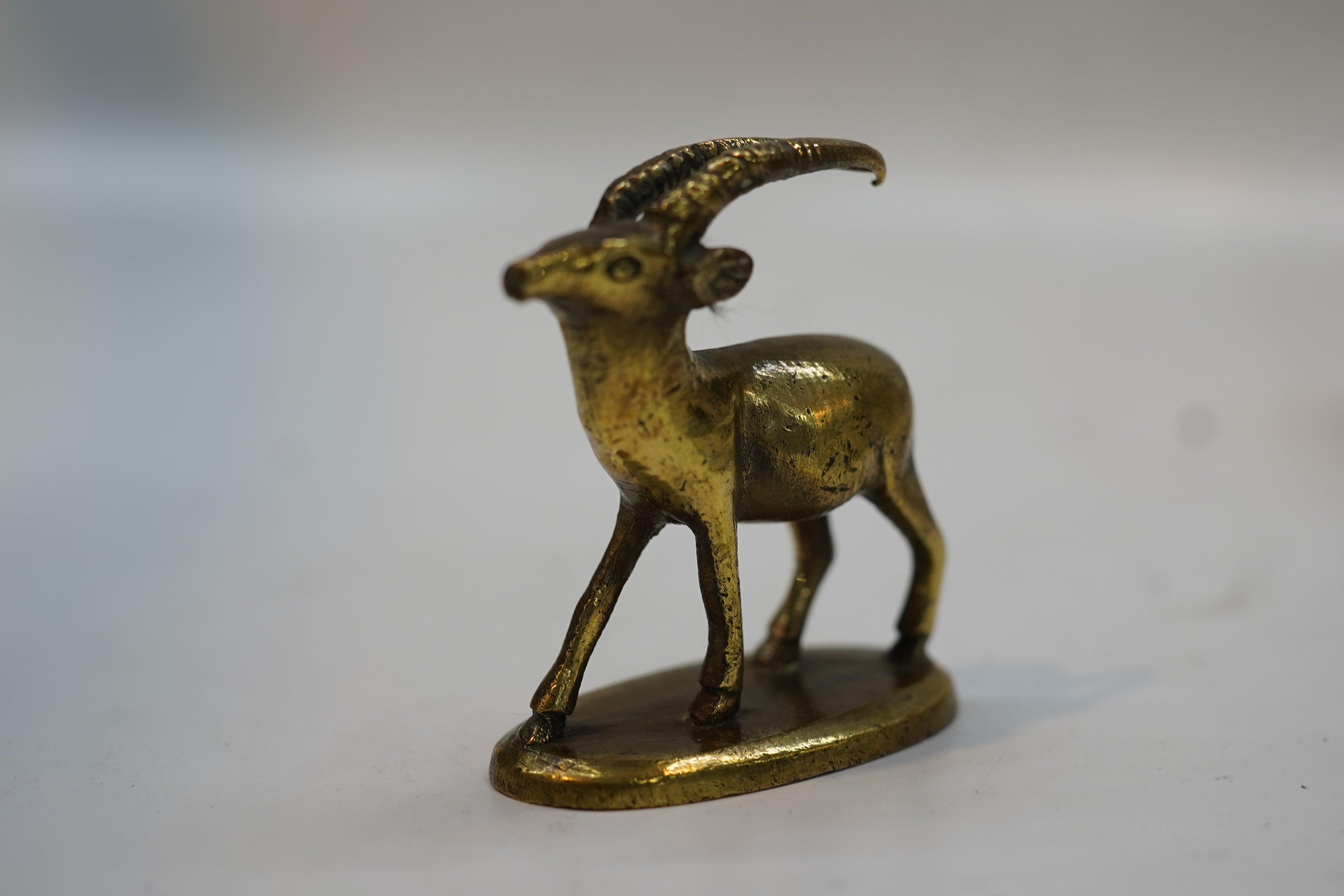 Vintage Brass Antelope Figurine – Antique Miniature Ibex Deer Statue for Home Decor, Office Desk & Collectibles