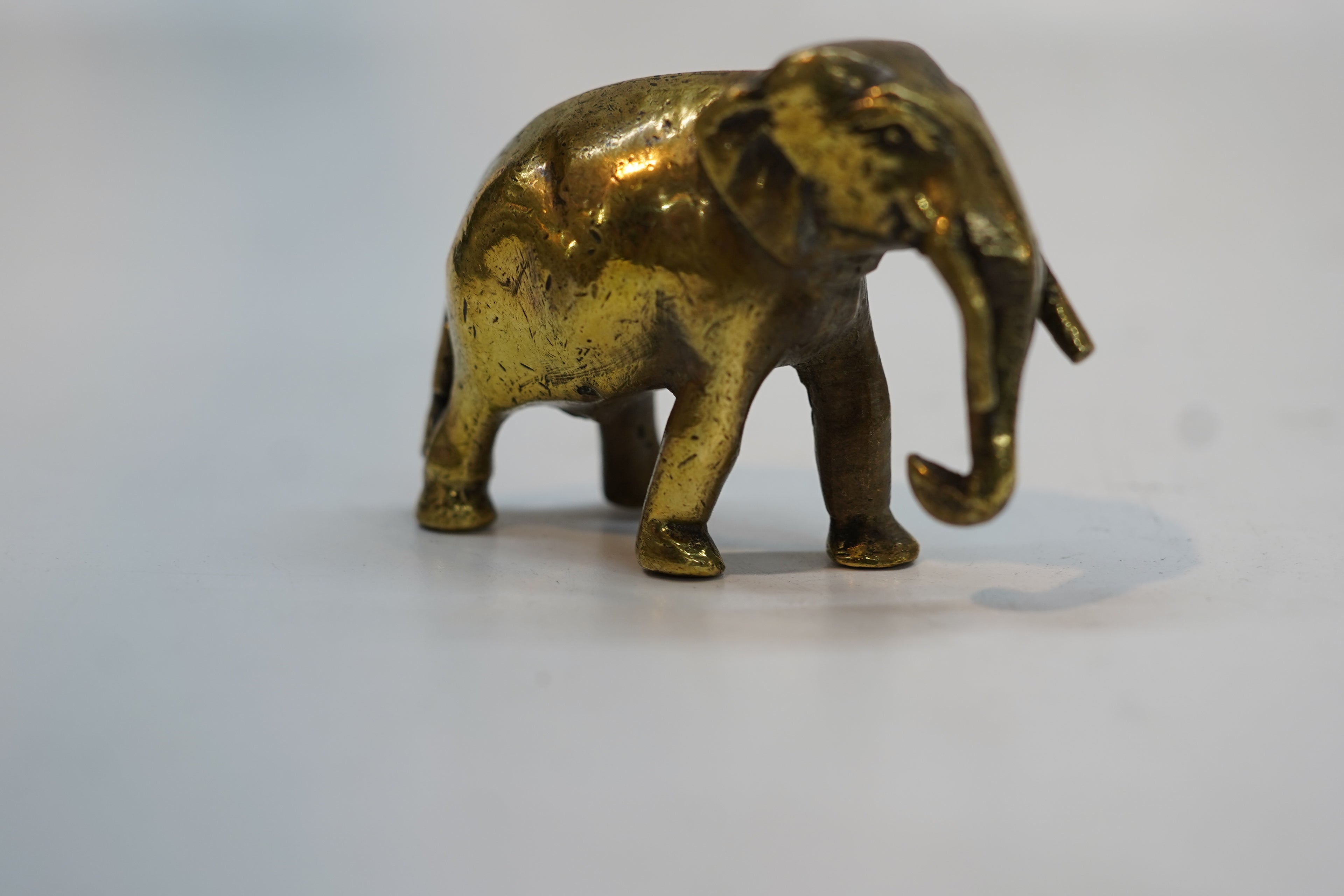 Royal Antique Finish Brass Elephant Statue – Premium Home Decor Showpiece