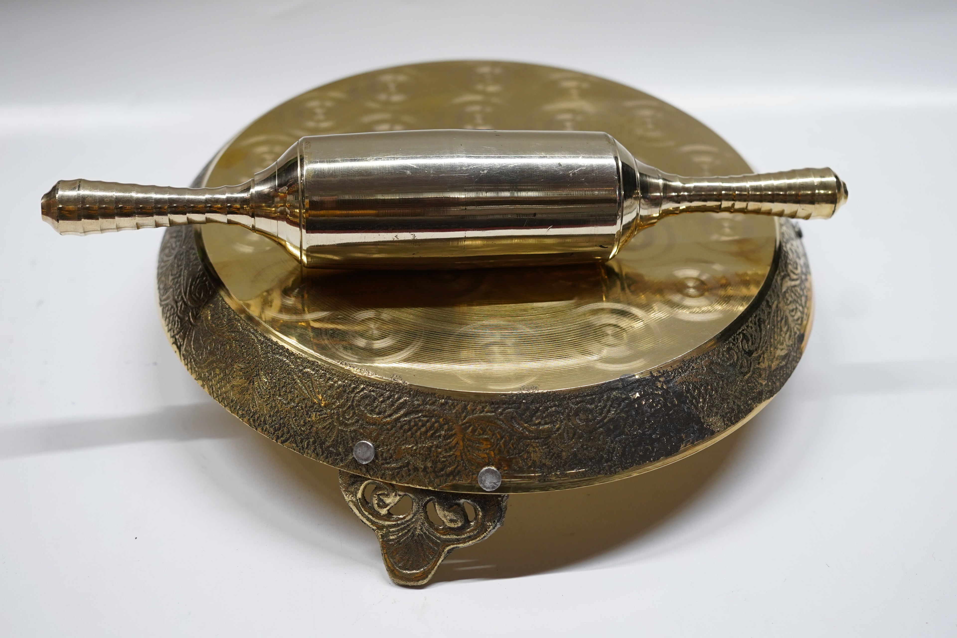Premium Brass Chakla for Roti and Chapati | Pure Pital Rolling Board with Designer Carved Legs | Traditional Heavy Duty Kitchenware