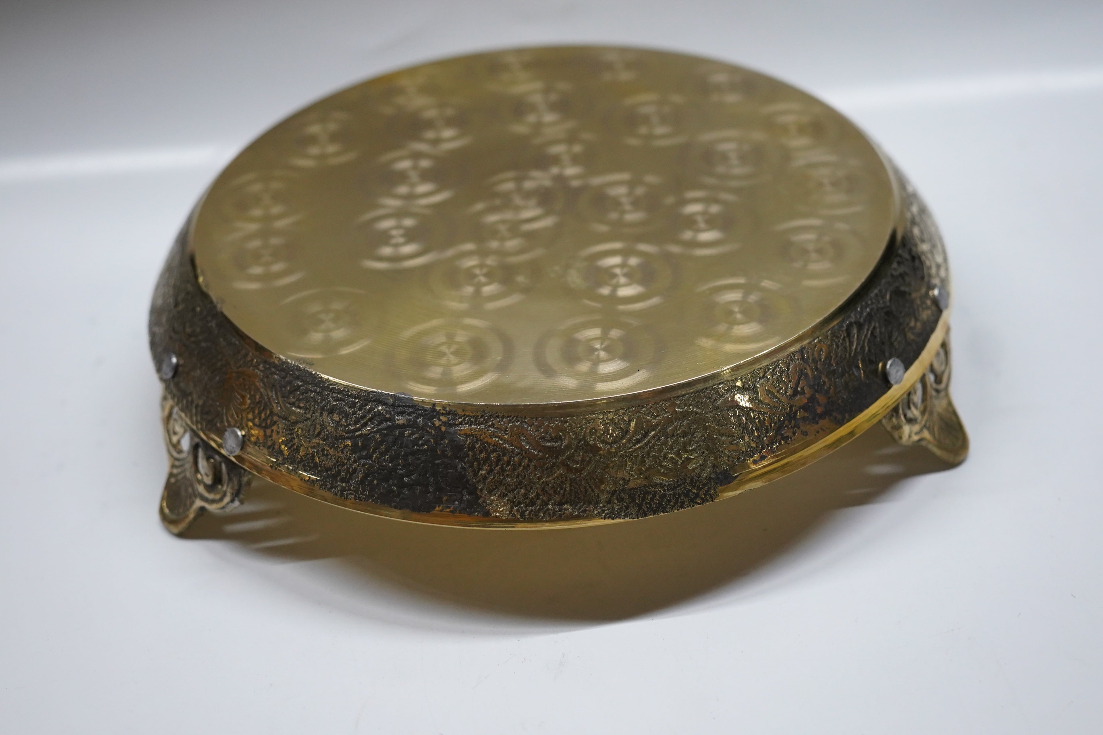 Premium Brass Chakla for Roti and Chapati | Pure Pital Rolling Board with Designer Carved Legs | Traditional Heavy Duty Kitchenware