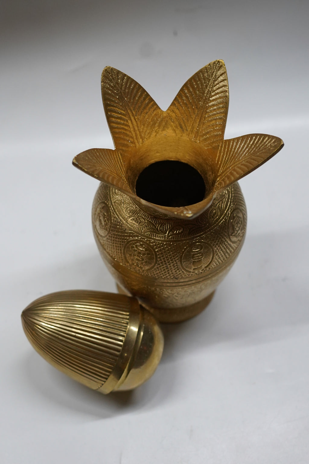 Pure Brass Handcrafted Mangal Kalash with Coconut & Mango Leaves - Intricately Carved Auspicious Pooja Lota for Home Temple, Festivals & Housewarming Gifting
